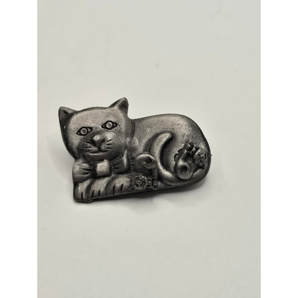 Vintage Pewter Tone Cat Brooch and Kitten Stud Earrings Set Novelty Jewelry